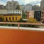 Linda * تيرانا